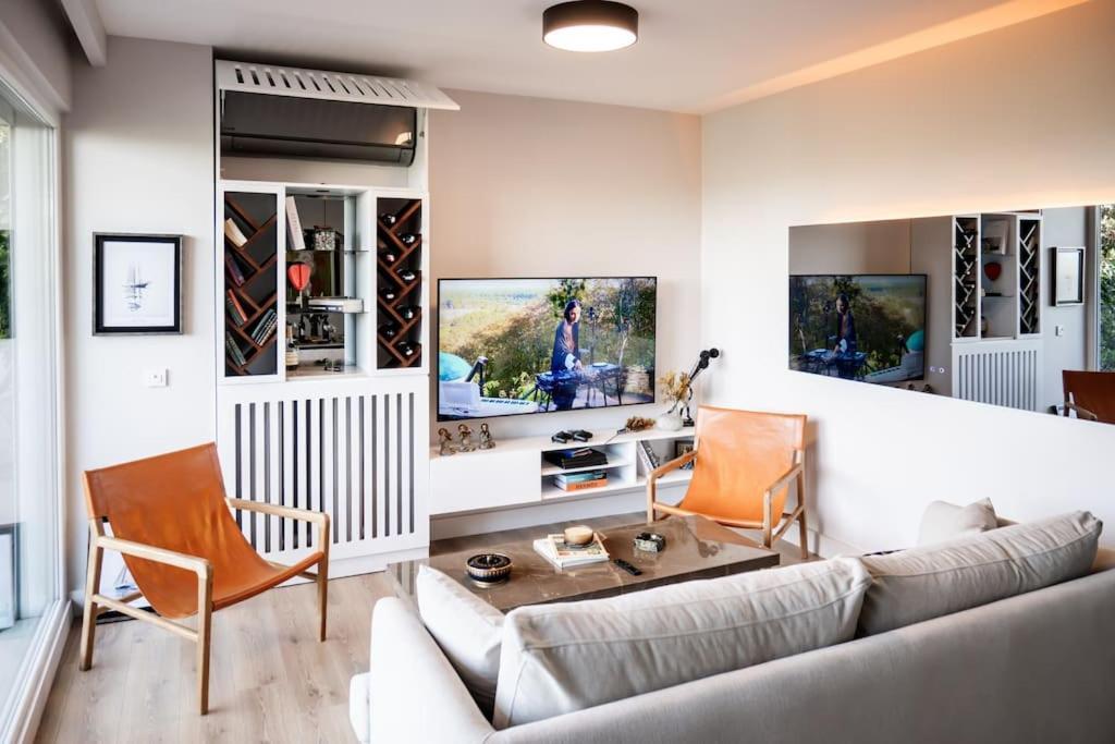 Apartment Bosphorus Designer Seperate Guest